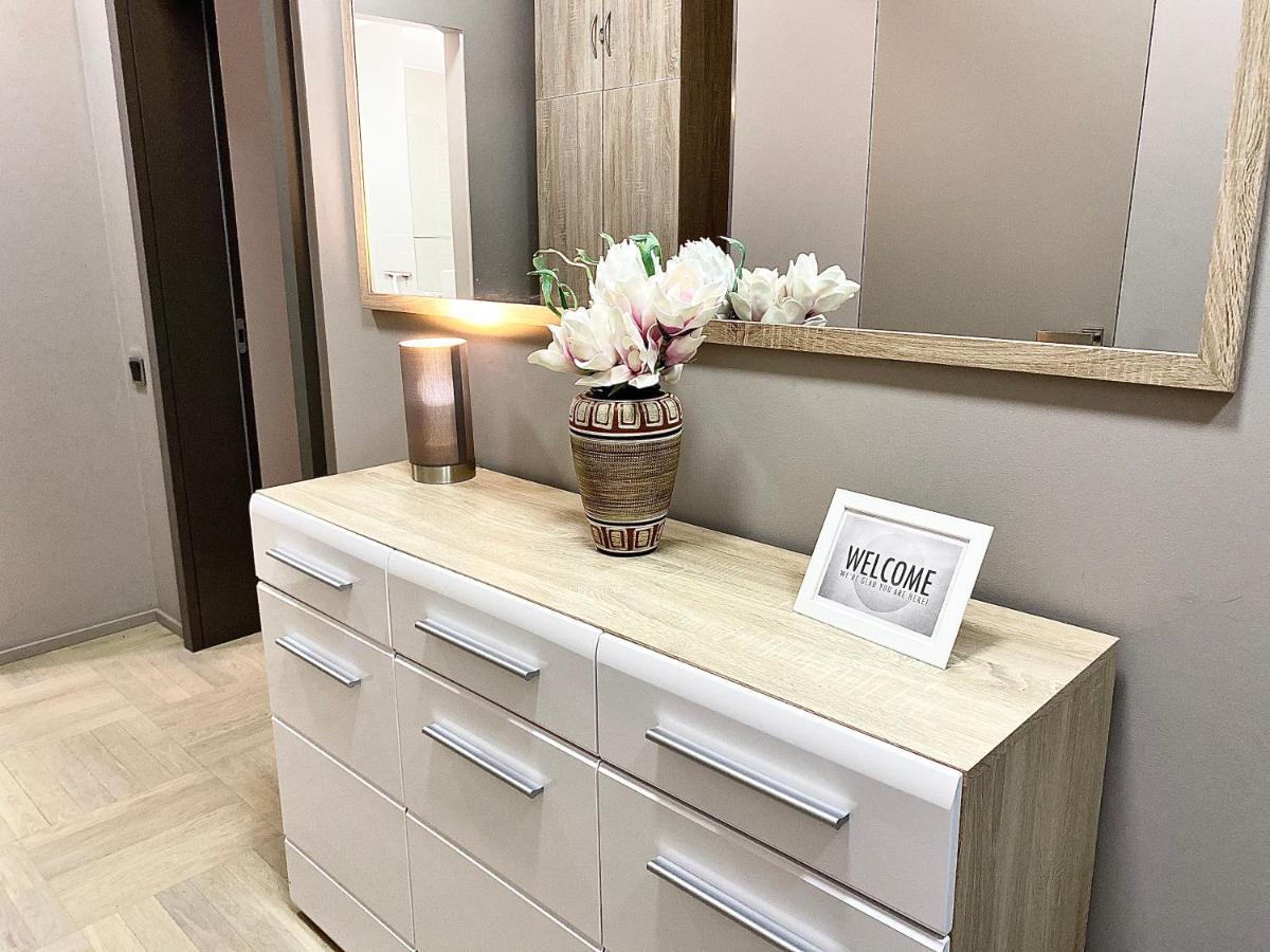 Exclusive Apartment + Best Located Прага Екстериор снимка